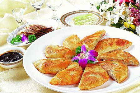 豫菜李连贵熏肉大饼图片