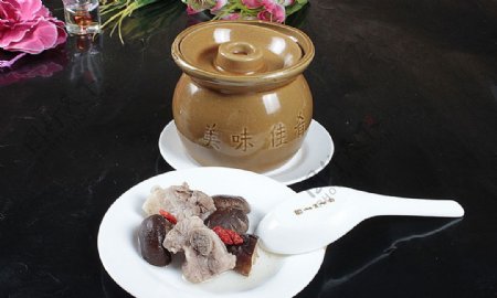 北京菜香菇排骨汤图片