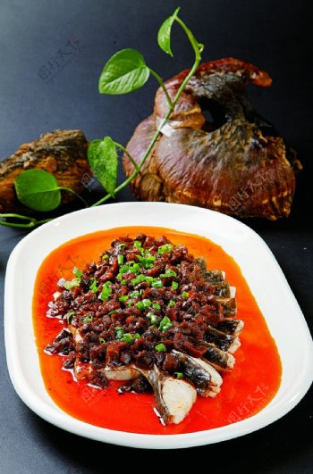 特色菜蘑菇酱蒸淡水鲨图片