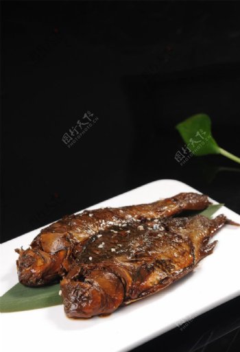 京味焖酥鱼图片