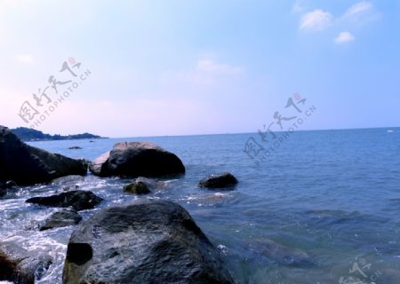 海边礁石石头图片