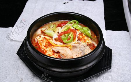 石锅豆腐图片
